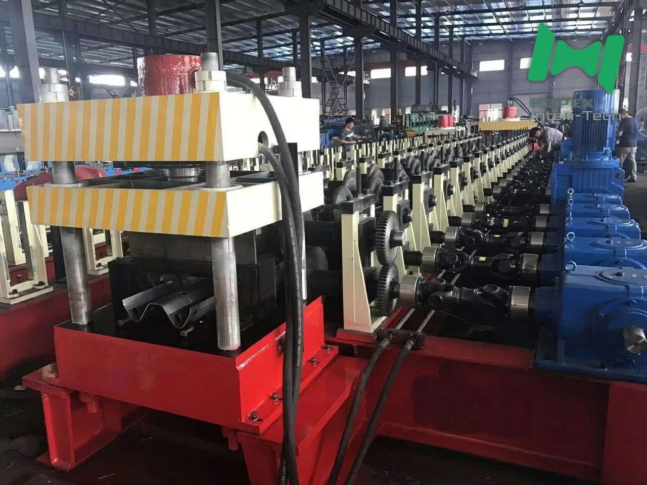 Guardrail Roll Forming Machine